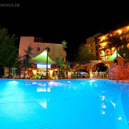 Mini Golf Apartments Каньямель Екстер'єр фото