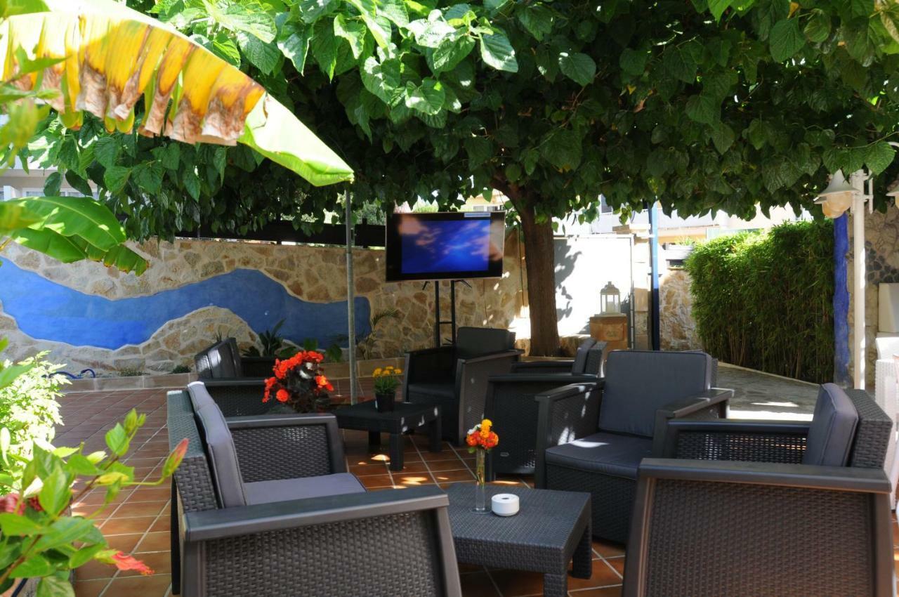 Mini Golf Apartments Каньямель Екстер'єр фото